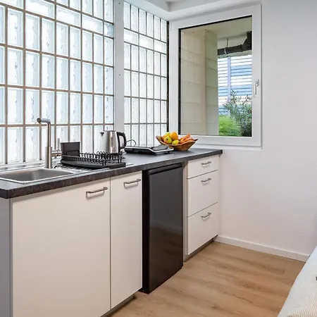 Mcello * באד קרוצינגן