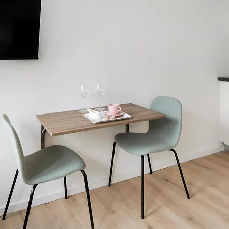 Mcello * באד קרוצינגן